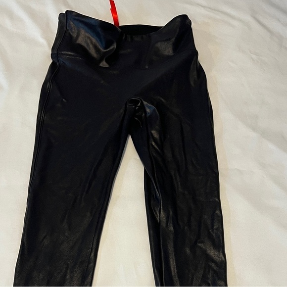 SPANX Faux Leather Leggings - Picture 5 of 12